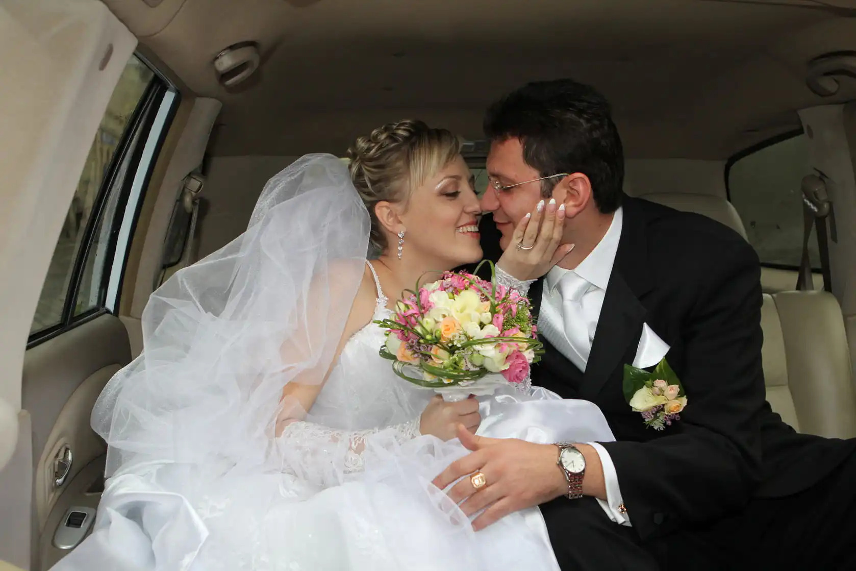 3 Ways To Increase Profit As A Wedding Photographer 3-ways-to-increase-profit-as-a-wedding-photographer