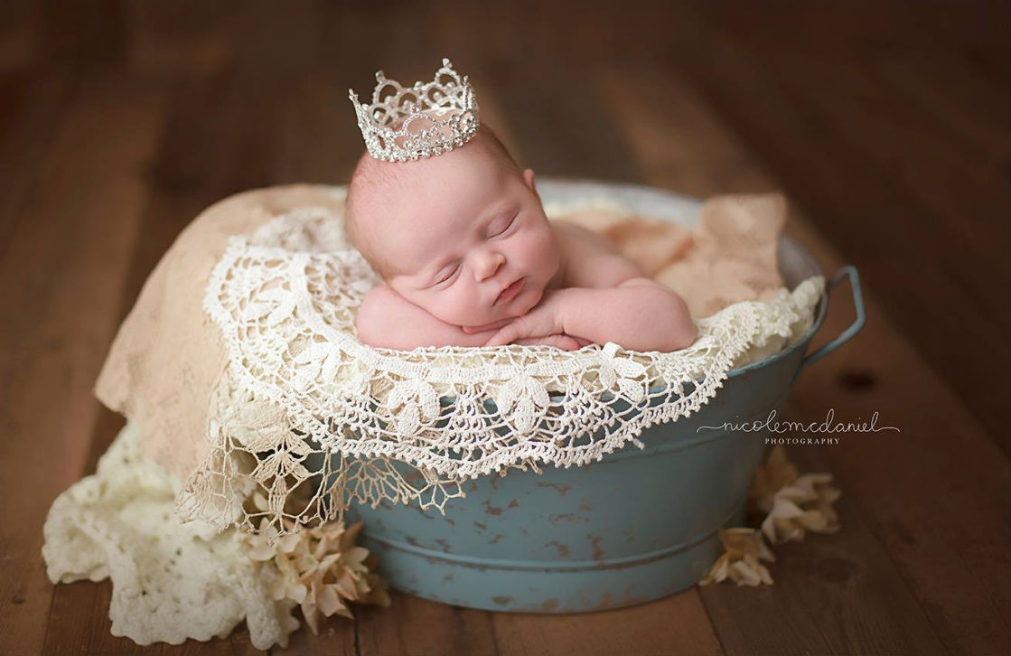 Newborn Photography Tips You Can Use at Home