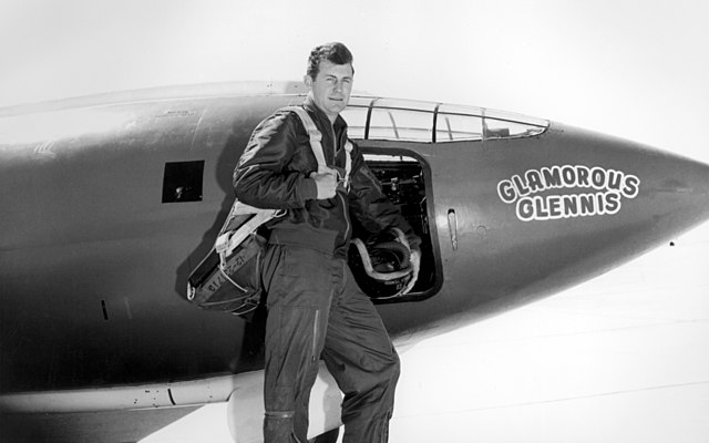 640px Chuck Yeager