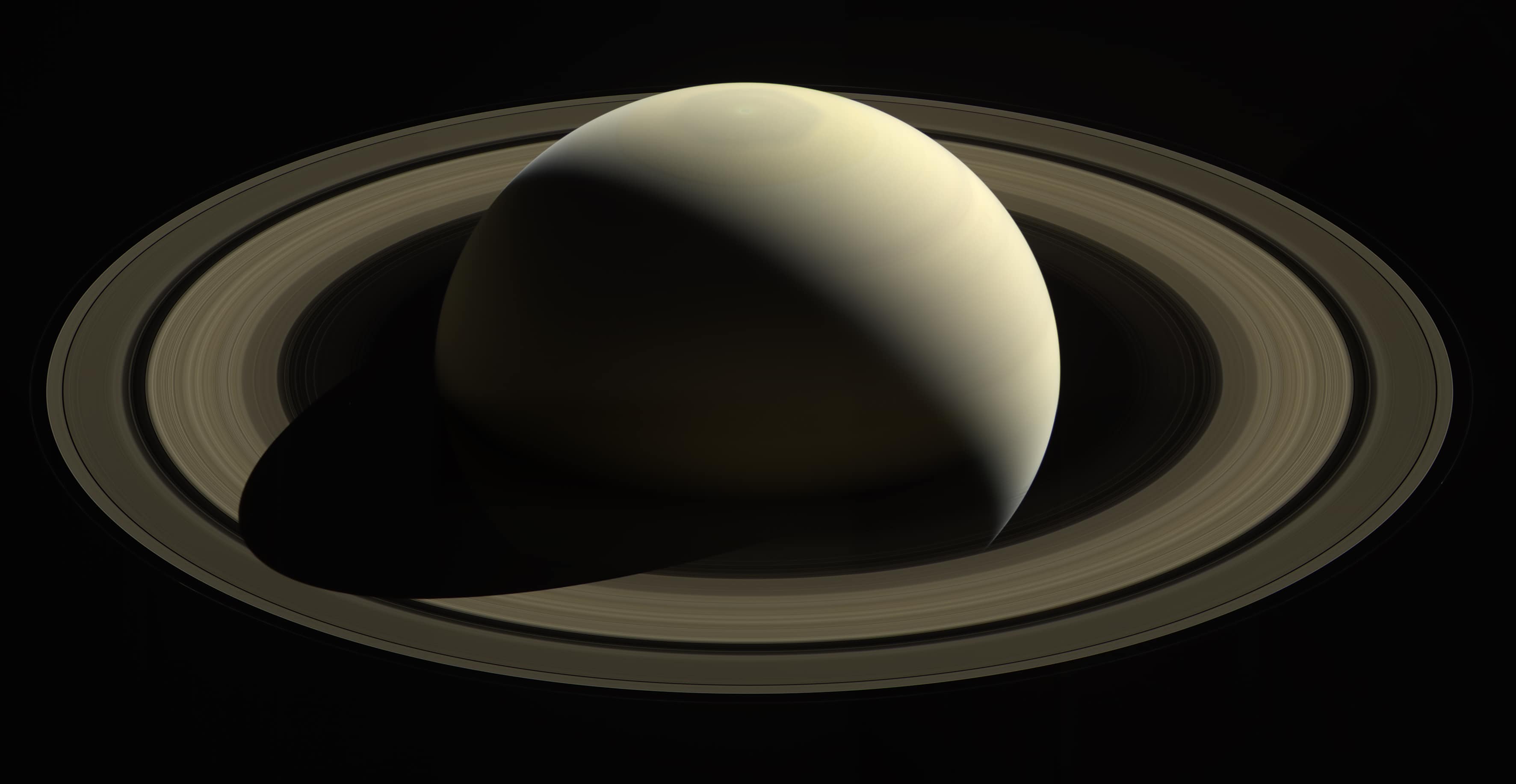 Before Burning Up in Saturn's Atmosphere, This is Cassini's Last Photo After 13 Years