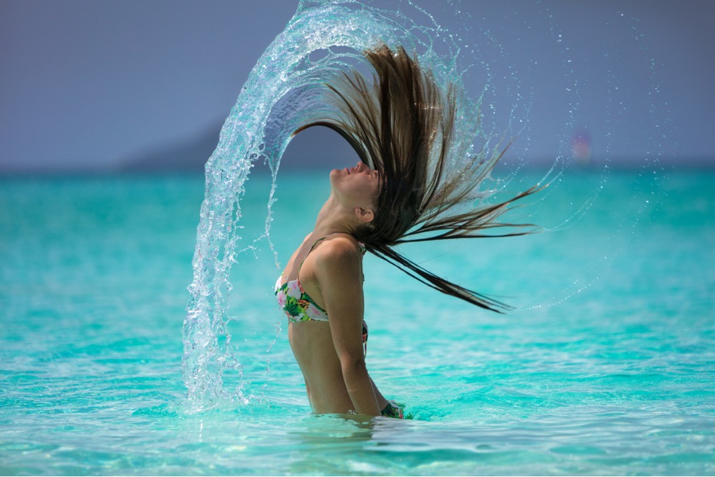 The 7 Best and 7 Worst Water Hair Flip Photos You'll Ever See