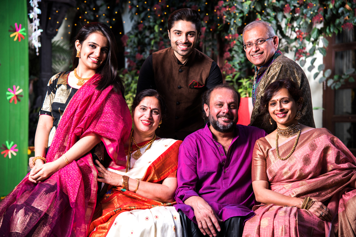 93,000+ Happy Indian Family Pictures